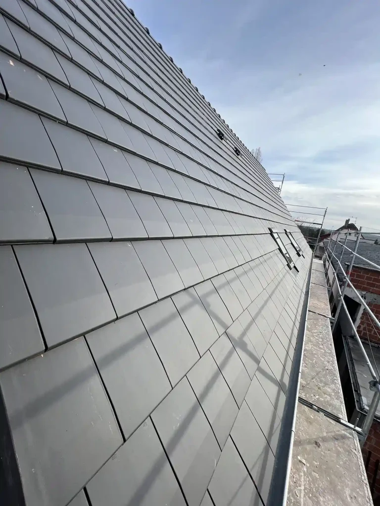 Construction clé en main avec isolation extérieure et toiture en tuiles à Mommenheim.