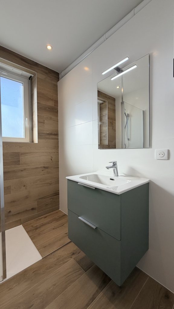 Rénovation et création complète sur mesure d&rsquo;une salle de bain clé en main à Strasbourg – Quartier Neudorf